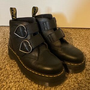 Dr. Martens Devon Heart Boots